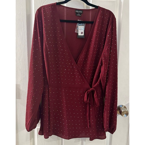 ✨Bling and Sparkle City Chic Ruby Blouse - Picture 11 of 15